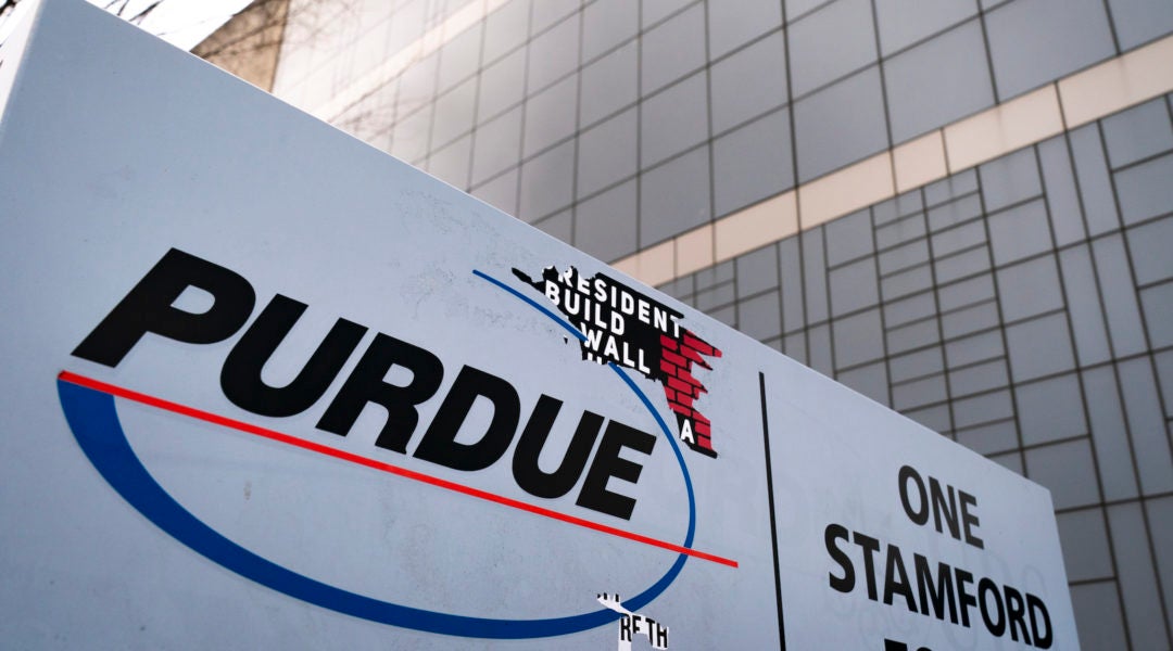 Sackler family in talks to give up ownership of Purdue Pharma under