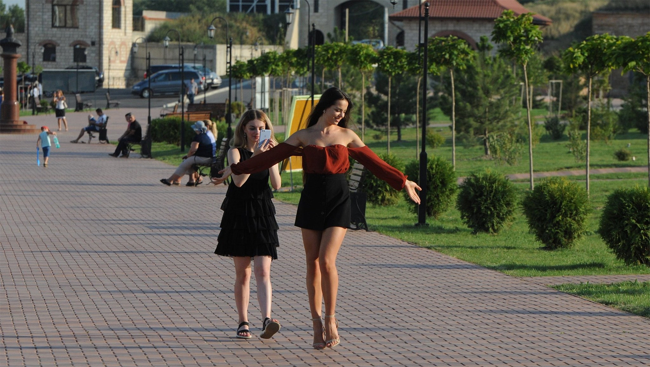 Two women visiting Bender Fort in Bender, Transnistria, on on Aug. 24, 2019. (Courtesy of Roman Yanushevsky/Channel 9)