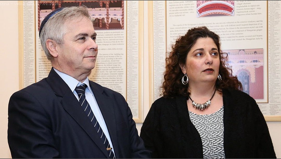 Cherrie Daniels and a member of the Jewish community of Subotica, Serbia during her visit there on January 16, 2016. (Courtesy of the Jewish Community of Subotica)