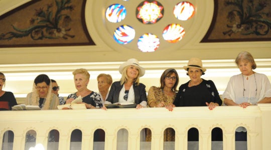 The Grand Synagogue of Nice used to be packed on Shabbat, but today there are more empty seats than occupied ones. (Photo courtesy of Consistoire Nice/Henri Belhassen)