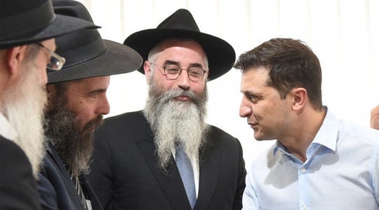 Ukrainian President Vlodymyr Zelensky meeting with rabbis in Kyiv on May 6, 2019. (Courtesy of the Jewish Community of Kharkov)