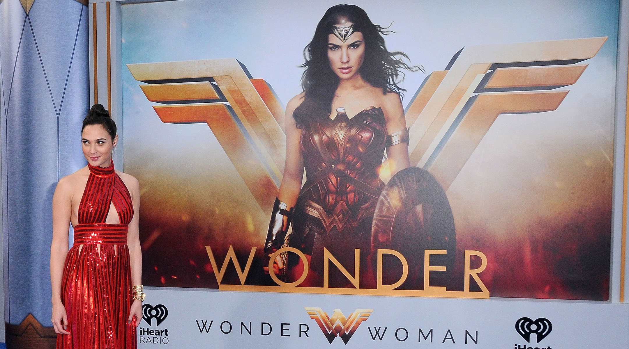 Wonder Woman 1984' Delayed as Pandemic Slows U.S. Theater Reopenings - WSJ