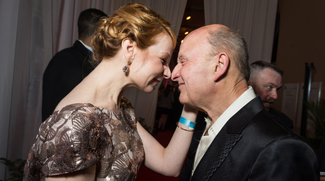 Victor Shargai and Actress Susan Lynskey exchnaging their affection at an awards event in Washington DC, the United States on April 21, 2014. (Kate Warren for The Washington Post via Getty Images).