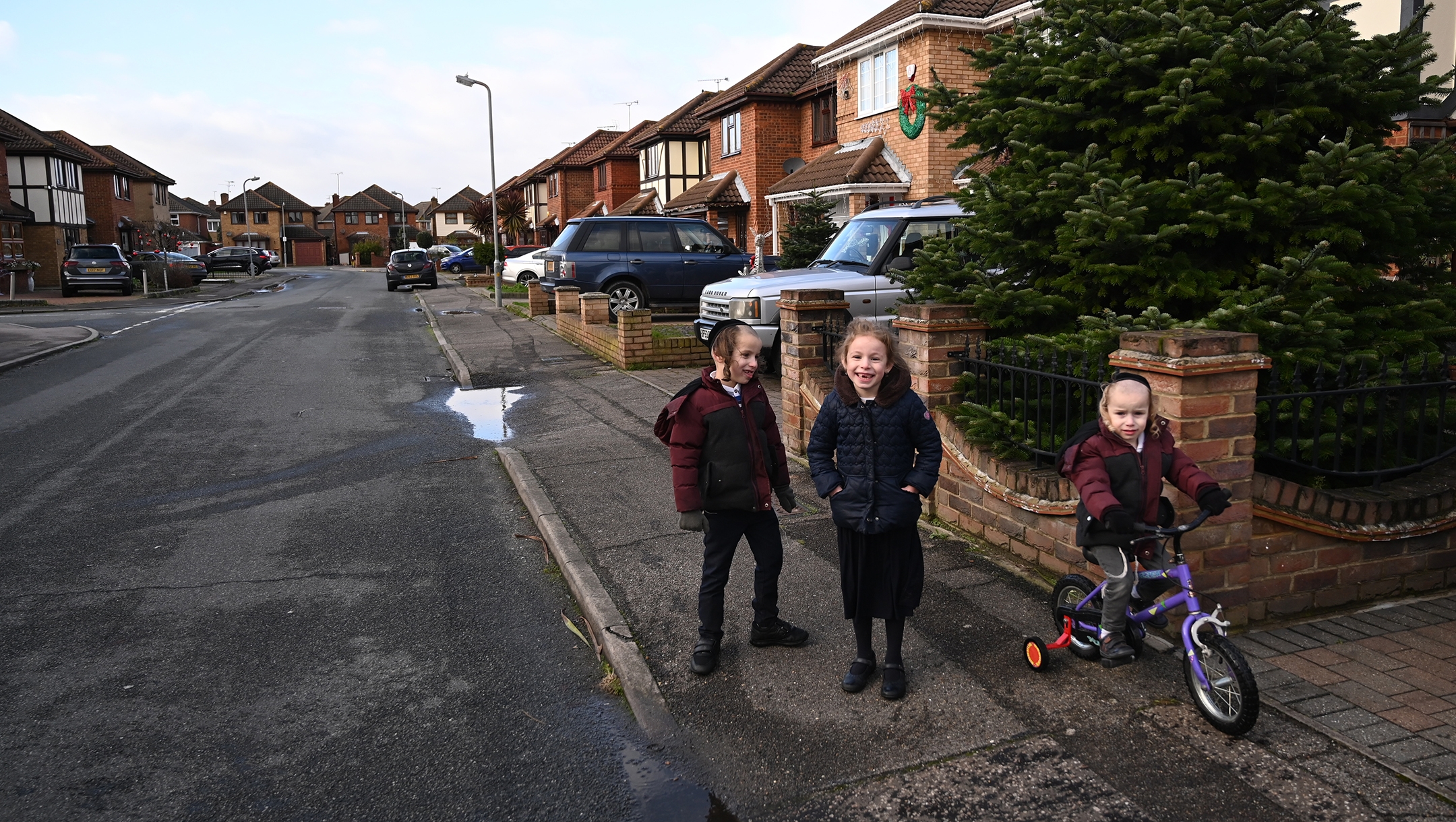 Jewish children playing on Canvey Island, UK on Dec. 13, 2019. (Cnaan Liphshiz)