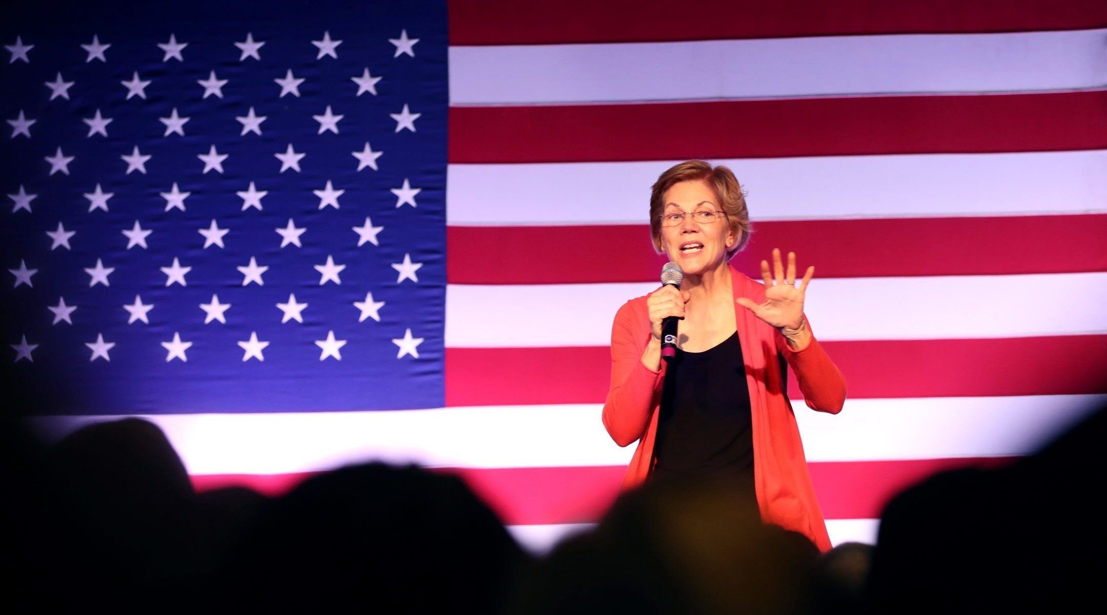 Democratic presidential candidate Sen. Elizabeth Warren speaks during a campaign event at Tupelo Music Hall in Derry, N.H., Feb. 6, 2020. (Justin Sullivan/Getty Images)
