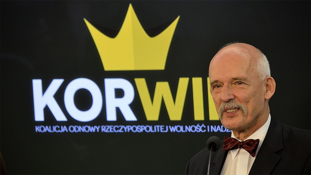 Janusz Korwin-Mikke speaking at the Polish parliament in Warsaw on June 26, 2015. (Adrian Grycuk/Wikimedia Commons)