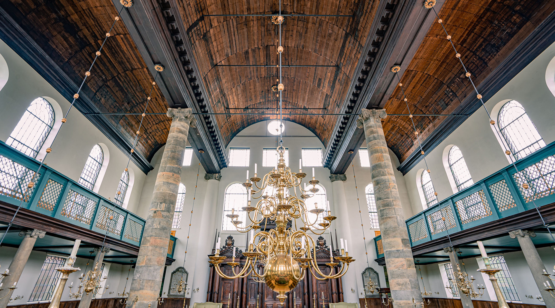 The interior of the Portuguese Synagogue in Amsterdam, the Netherlands. (Bas de Brouwer)