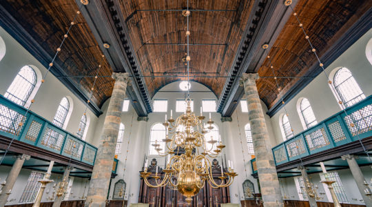 The interior of the Portuguese Synagogue in Amsterdam, the Netherlands. (Bas de Brouwer)