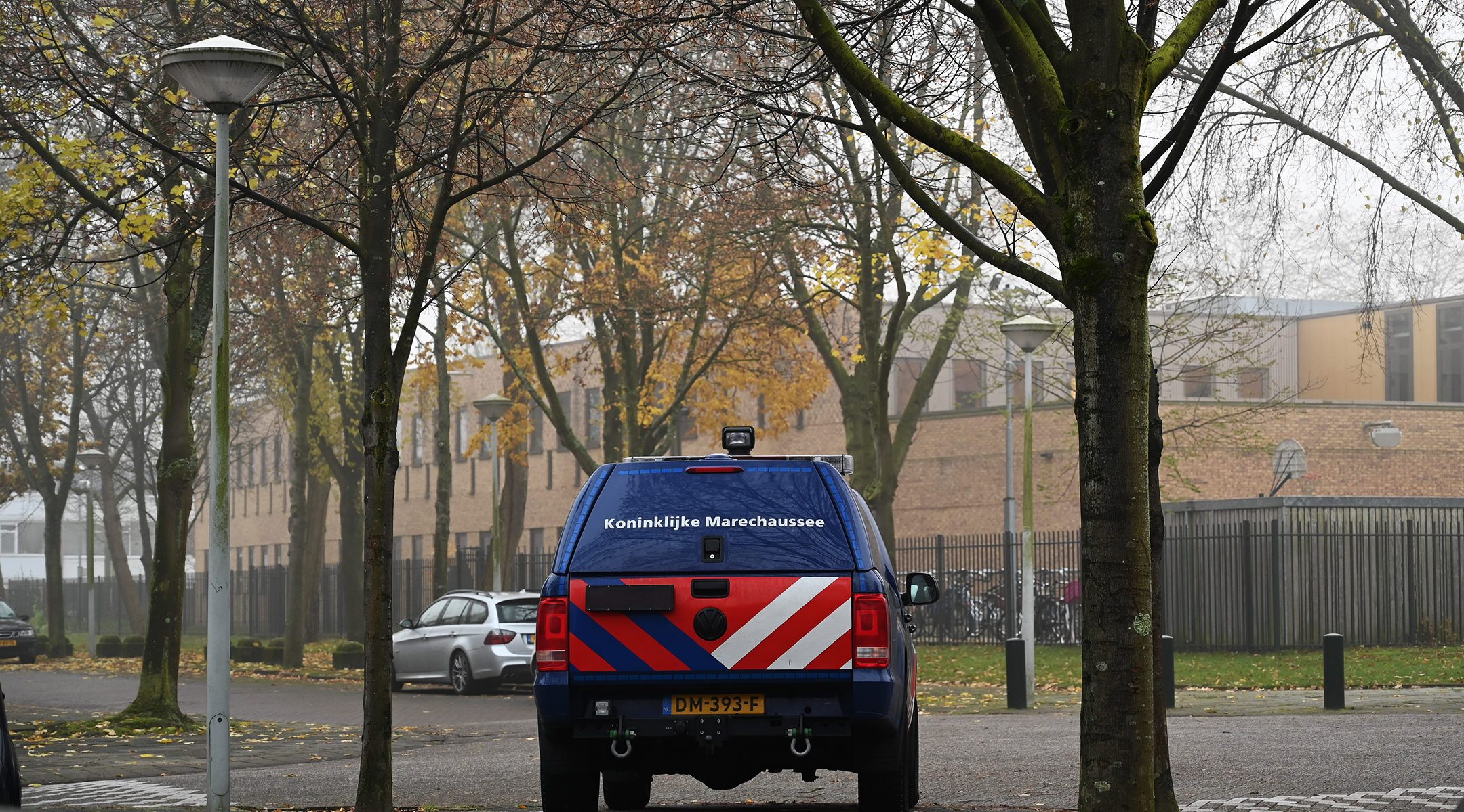 A car belonging to the Dutch security forces guarding the Maimonides and Rosj Pina Jewish schools in Amsterdam, the Netherlands on Nov. 25, 2019. (Cnaan Liphshiz)