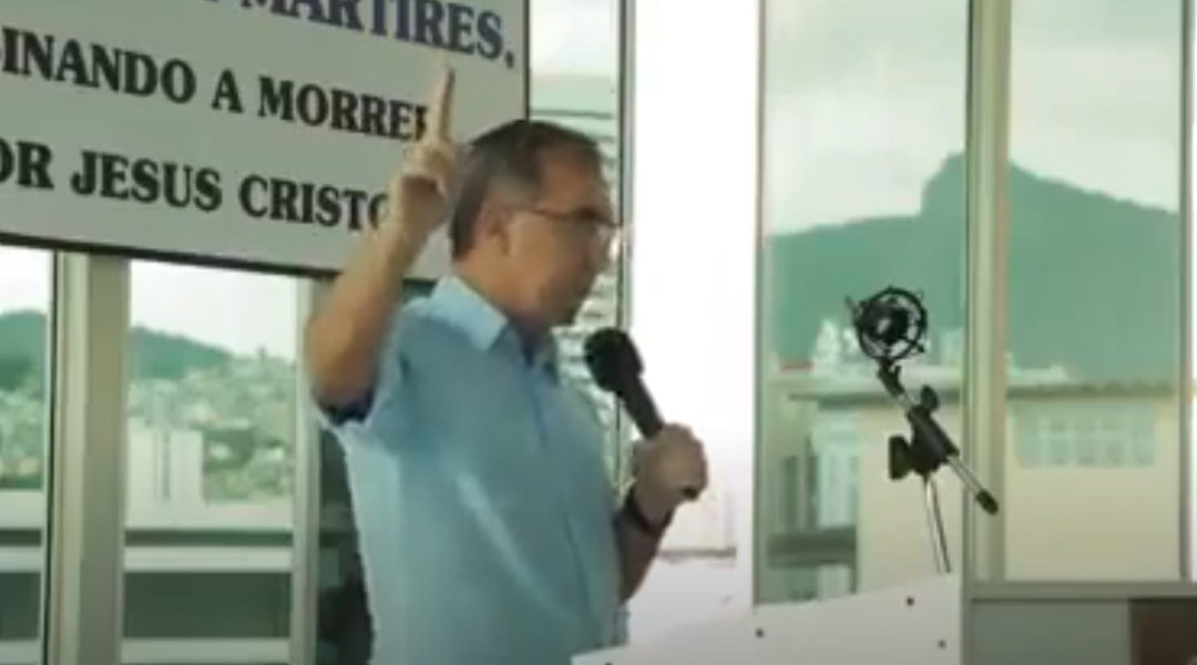 Pastor Tupirani da Hora Lores preaching at his church in Rio de Janeiro Brazil in June 2020. (Courtesy of Sinaggoa Sem Fronteiras)