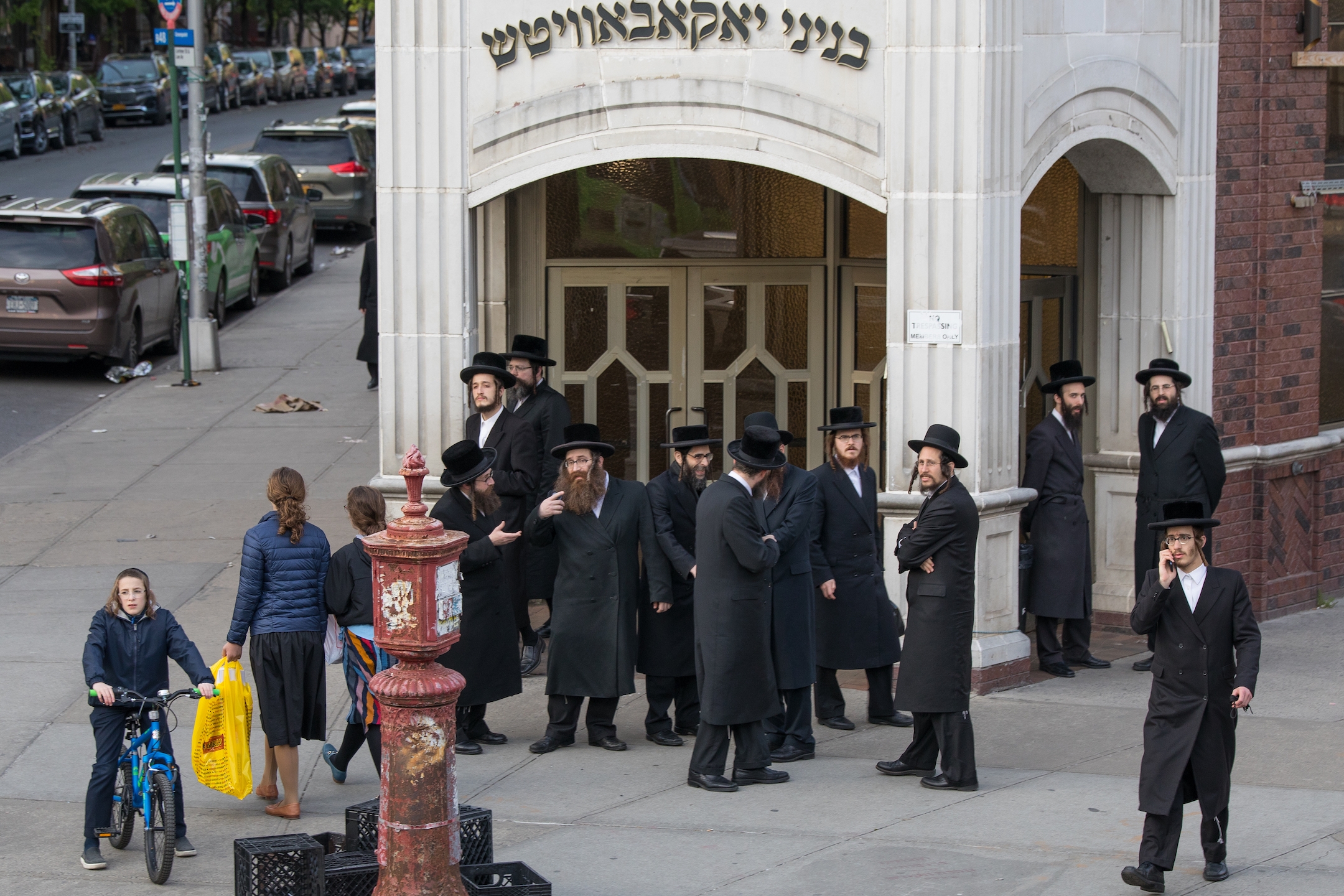 Brooklyns Hasidic Jews Are Acting Like They Have Herd Immunity Could