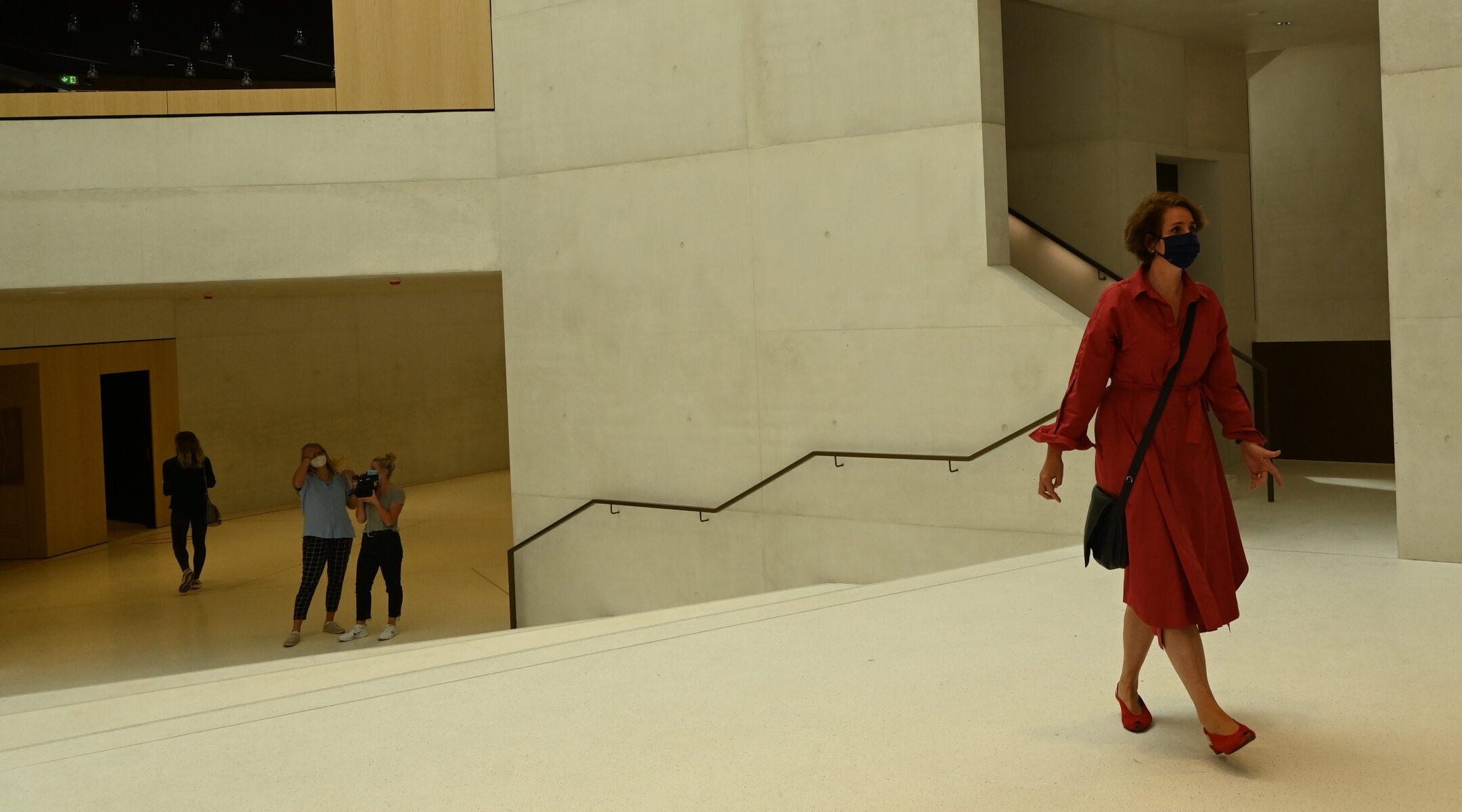 Mirjam Wenzel enters the Jewish Museum of Frankfurt, Germany, on Aug. 25, 2020. (Cnaan Liphshiz)