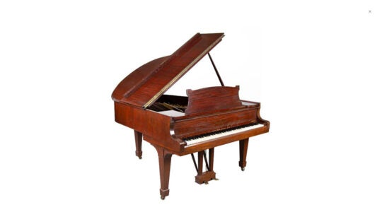 A piano that belonged to Władysław Szpilman. (Desa Uninicum)