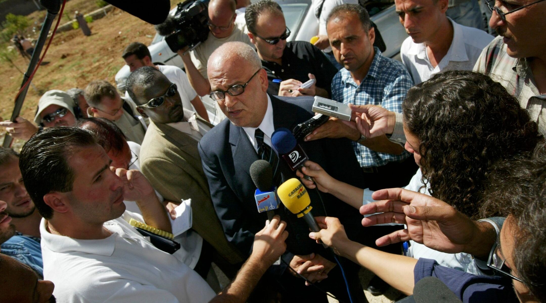 Saeb Erekat, longtime Palestinian peace negotiator, dies of the ...
