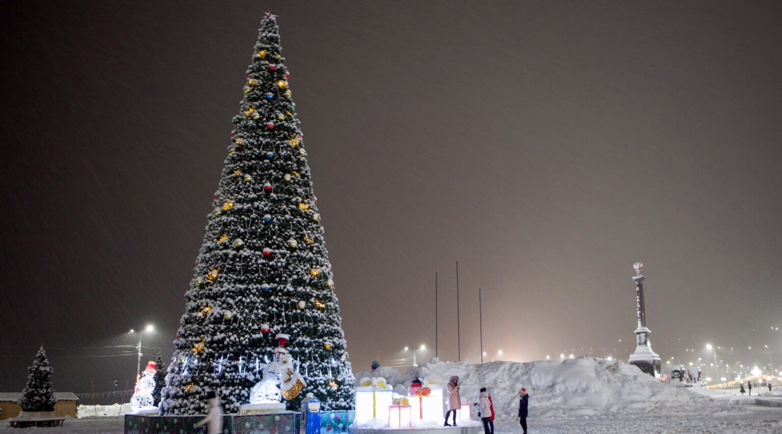 soviet new year's tree
