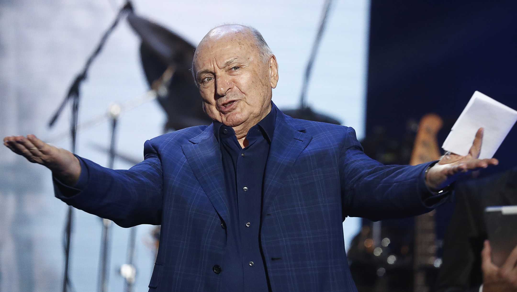 Mikhail Zhvanetsky performs at the Lenkom Theatre in Moscow, Russia on Oct. 13, 2018. (Artyom Geodakyan\TASS via Getty Images)