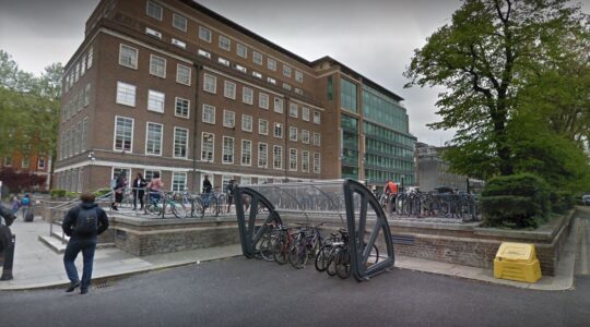 Pedestrians walk outside the School of Oriental and African Studies in London, UK. (Google Maps)