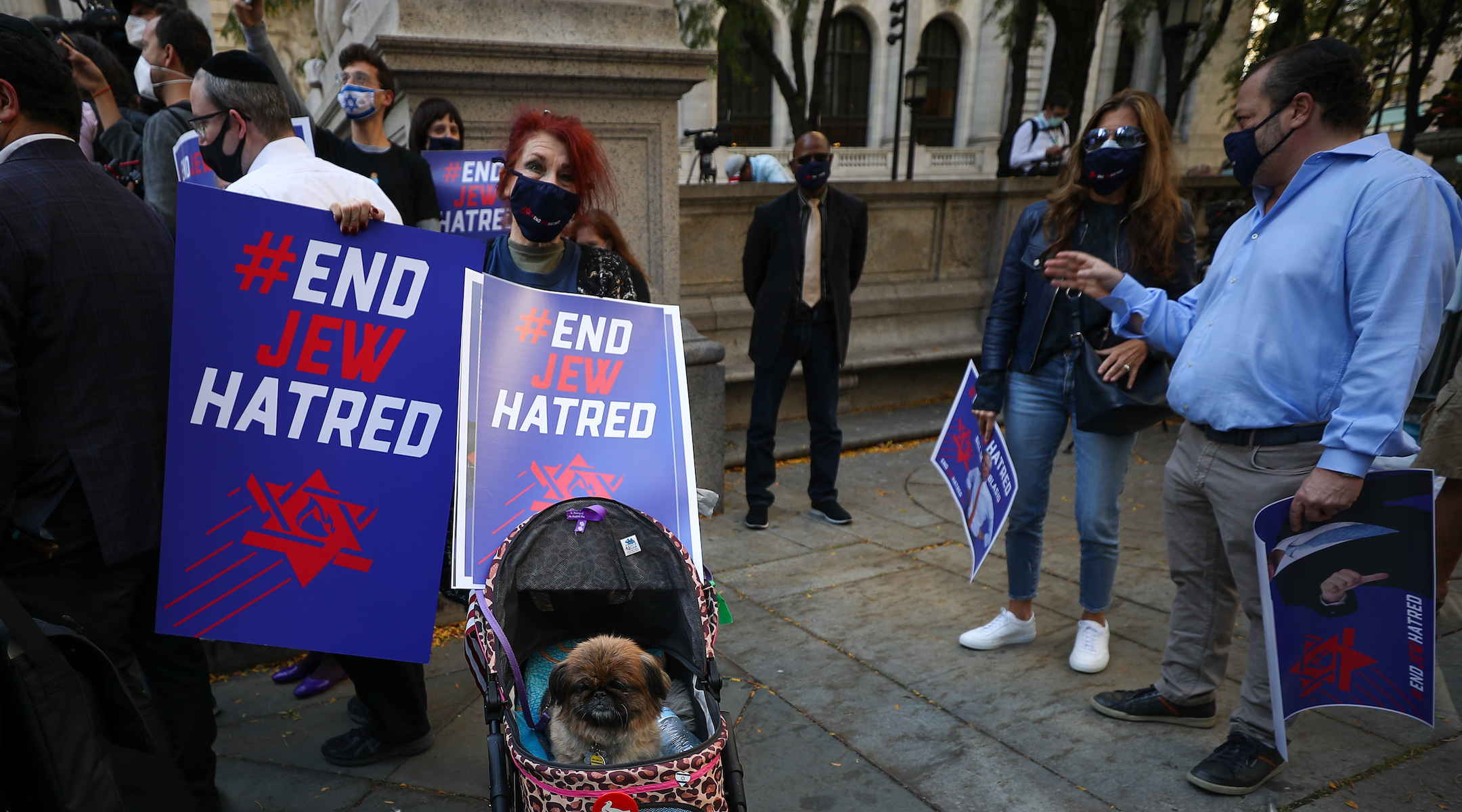 A crowd protests against anti-Semitism in New York City on October 15, 2020. (Tayfun Coskun/Anadolu Agency via Getty Images)