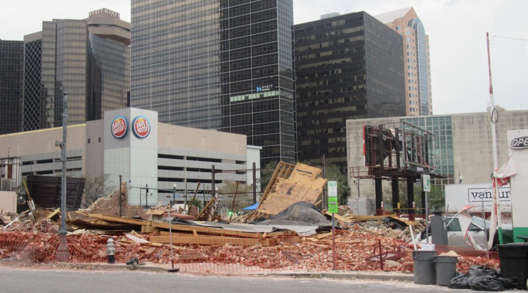New Orleans building destroyed