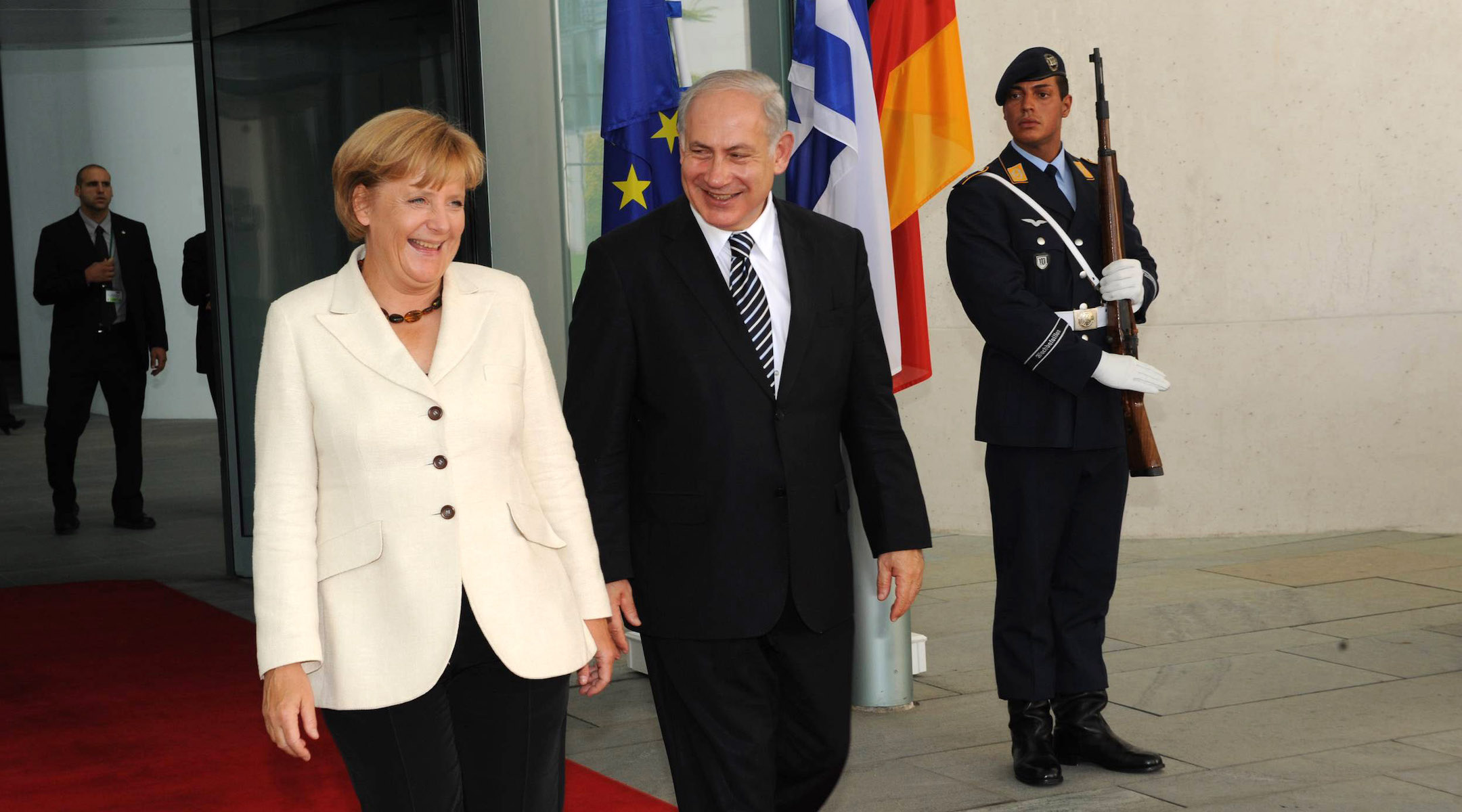 Angela Merkel meets with Benjamin Netanyahu