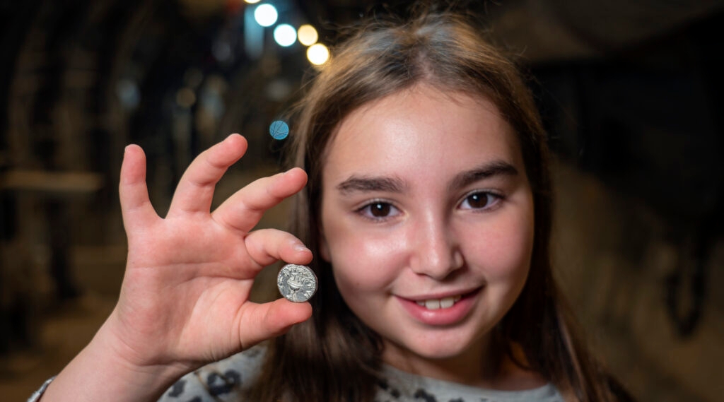 11 year old girl coin Jerusalem