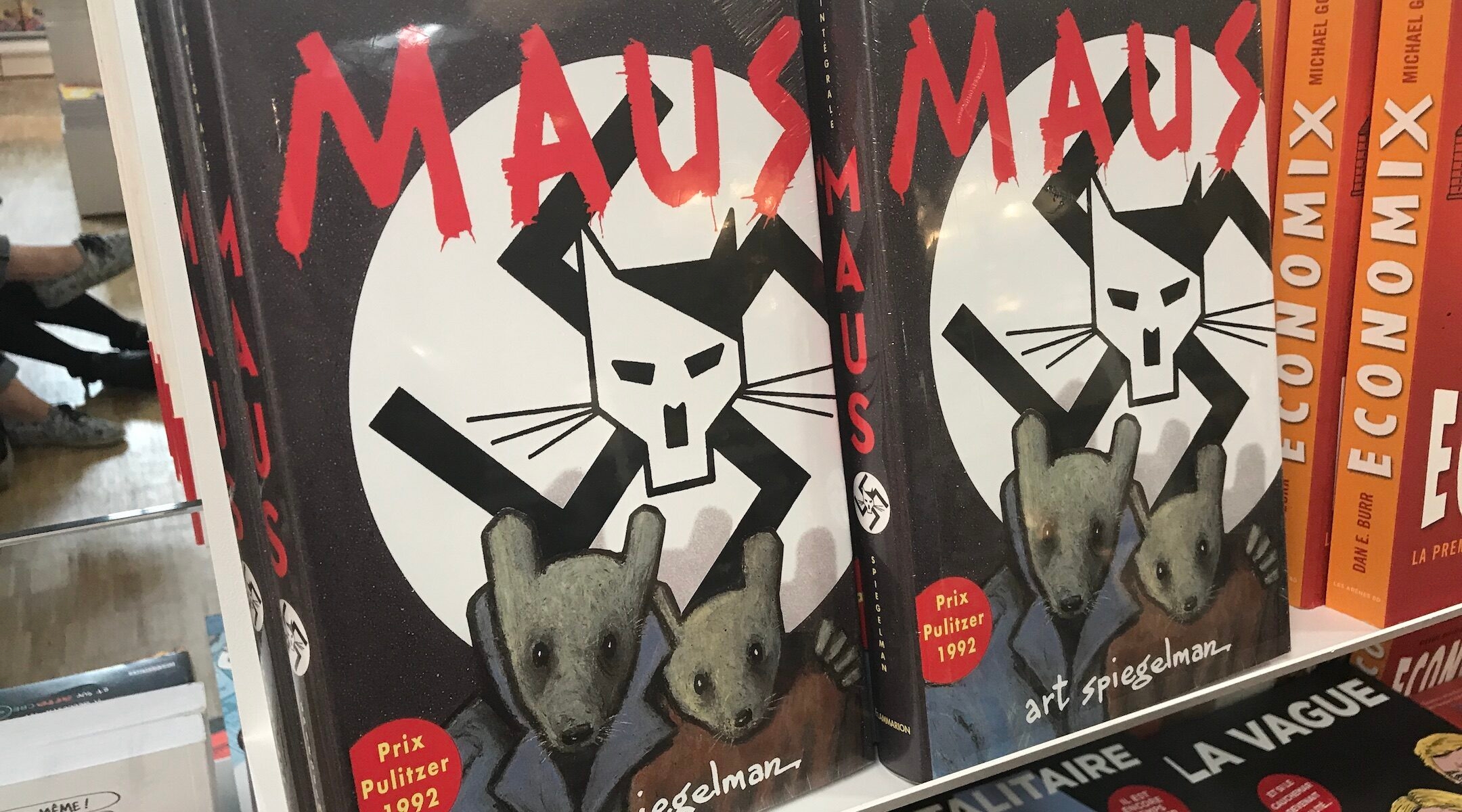 maus-copy-2160x1200 image