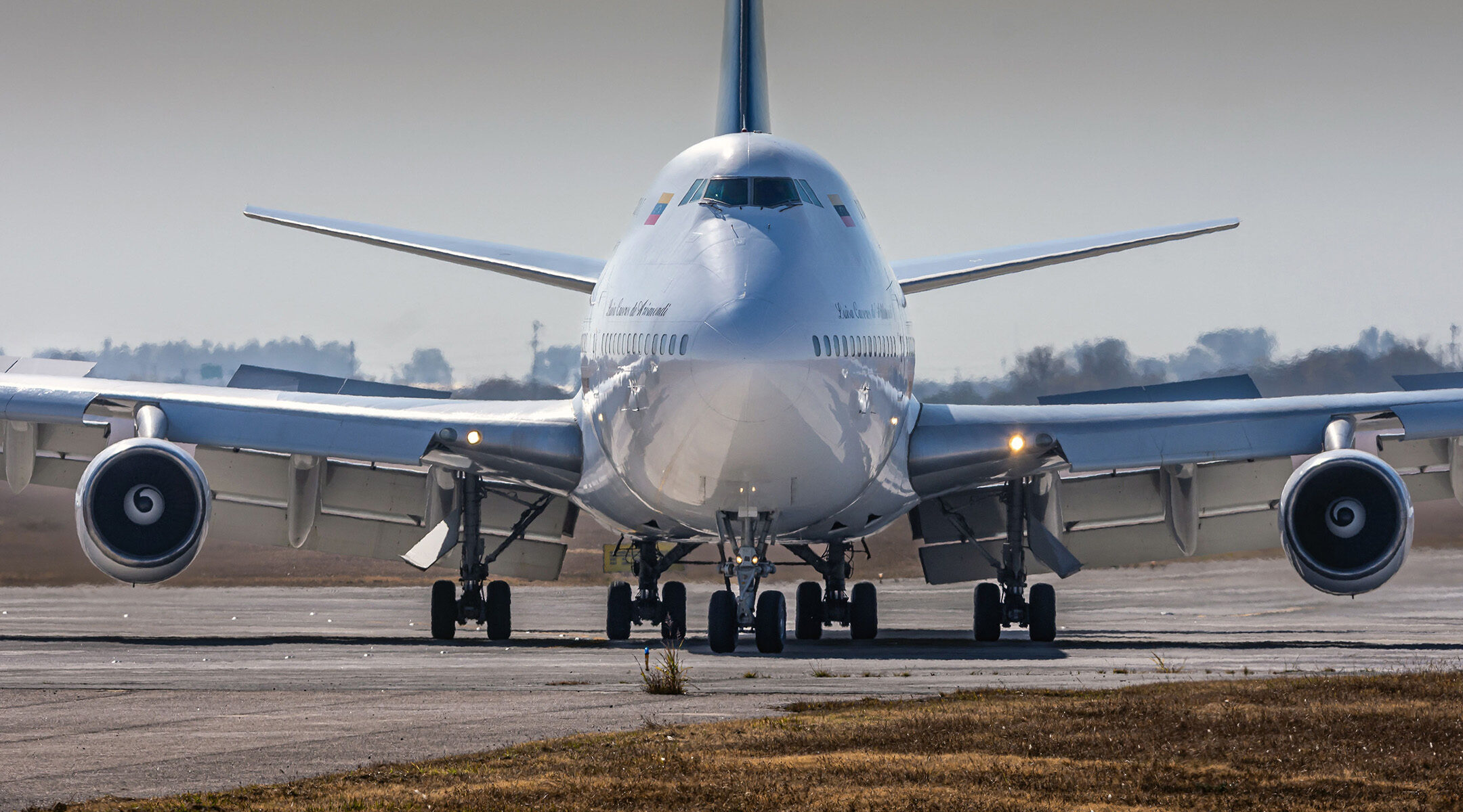 Boeing 747-300.