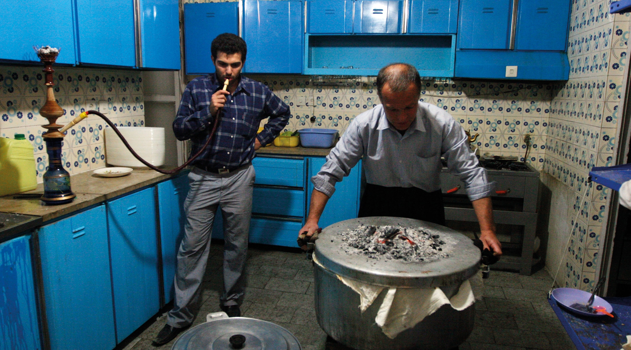 A kosher restaurant in Isfahan.