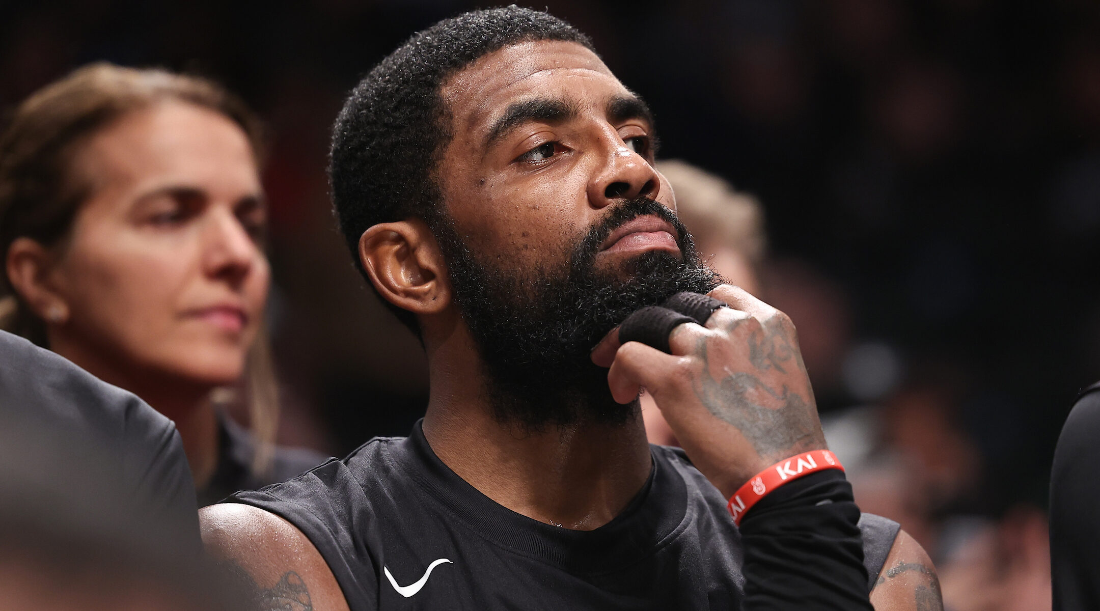 Kyrie Irving says he has Jewish family members, stands by deleting