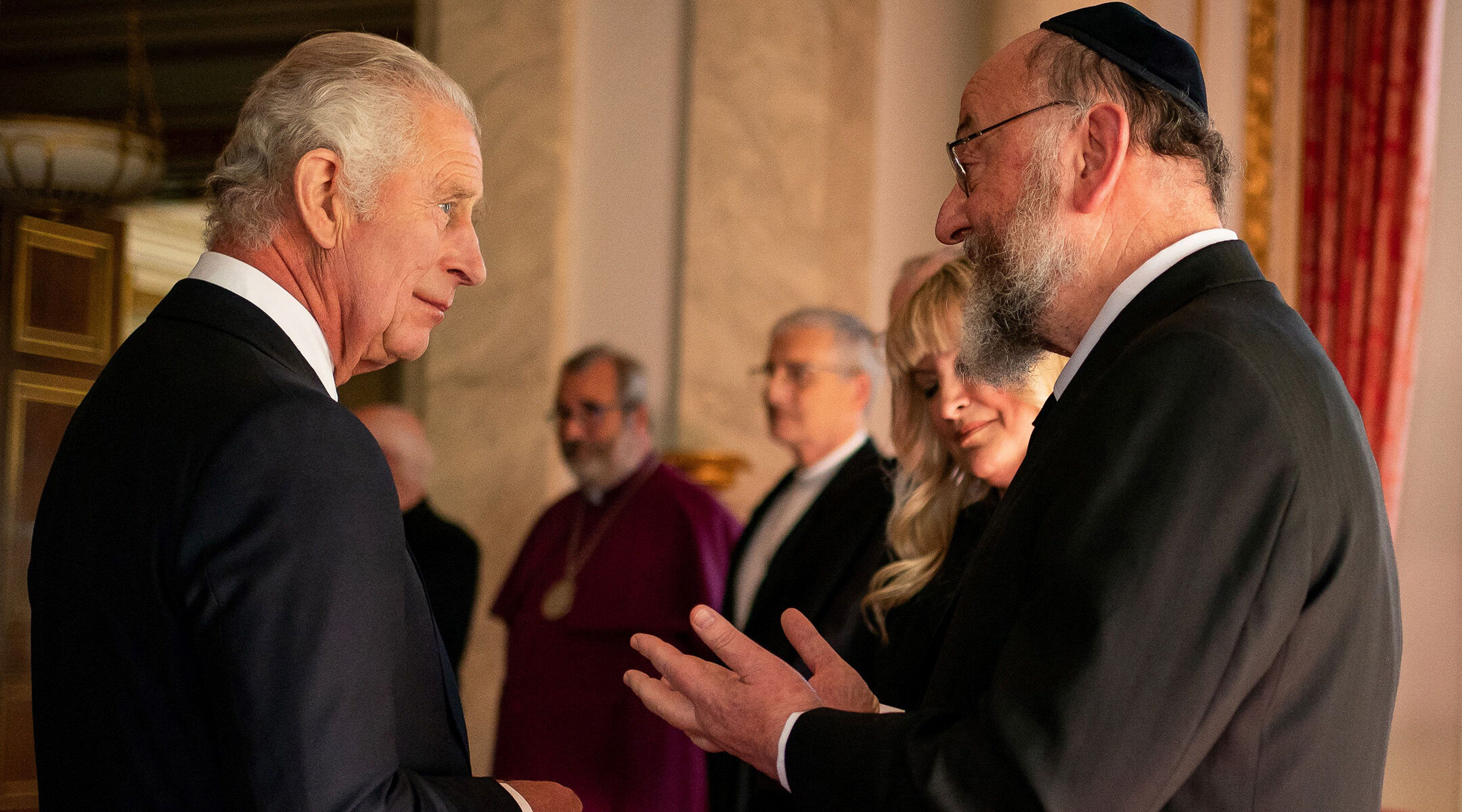 King Charles III and Chief Rabbi Ephraim Mirvis.