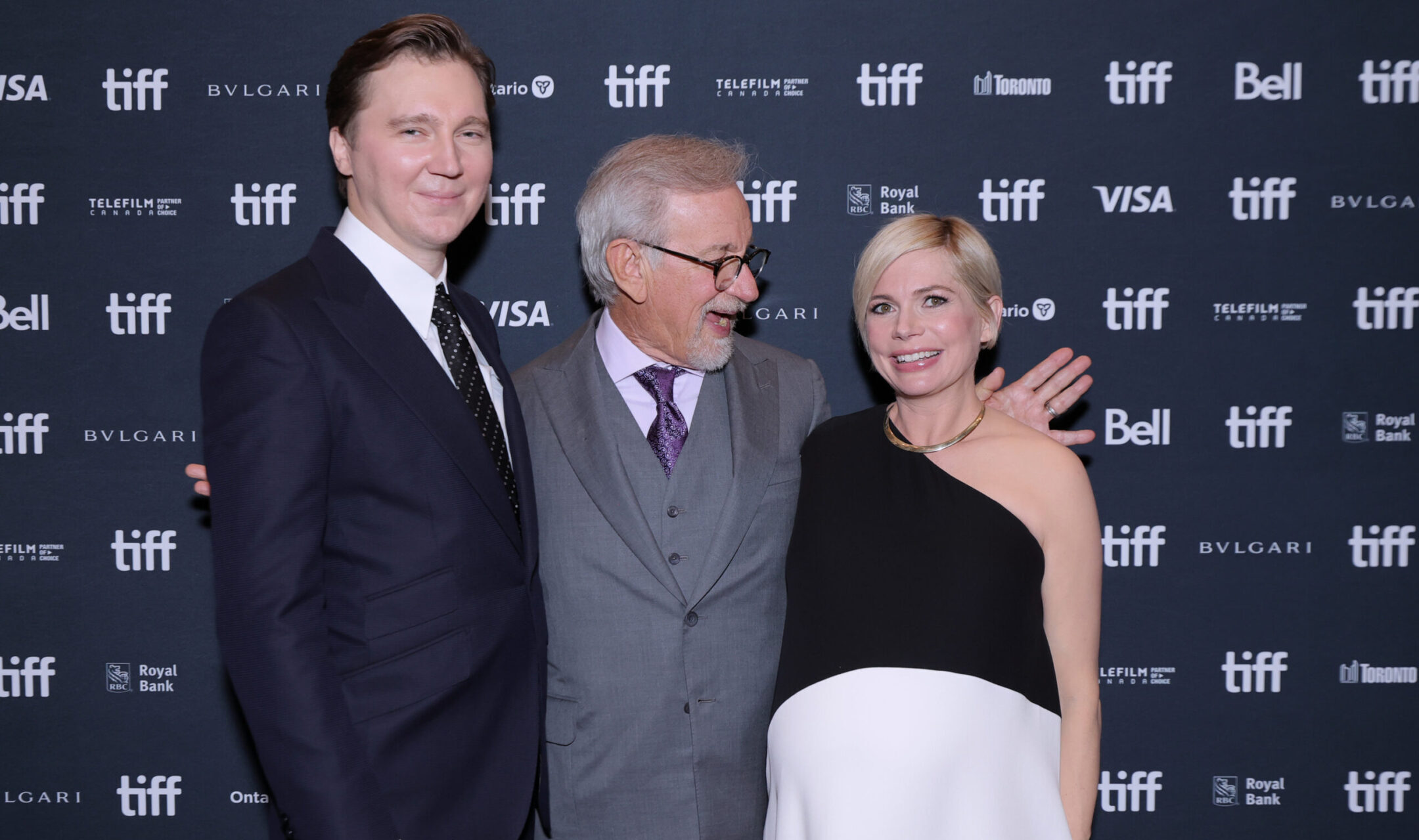 Michelle Williams, who plays Steven Spielberg’s mother in ‘The Fabelmans,’ says she plans to raise her children Jewish