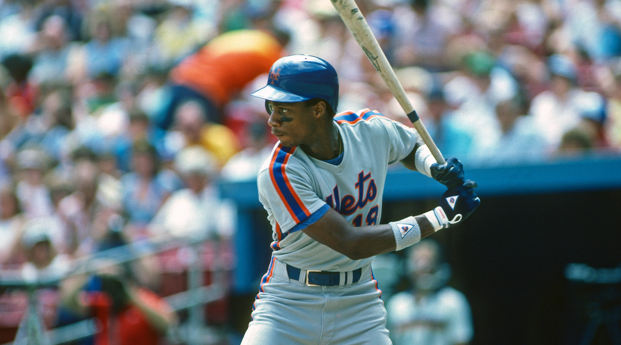 Darryl Strawberry bats in a game between the New York Mets and the Pittsburgh Pirates at Three Rivers Stadium in Pittsburgh in 1986. (George Gojkovich/Getty Images)