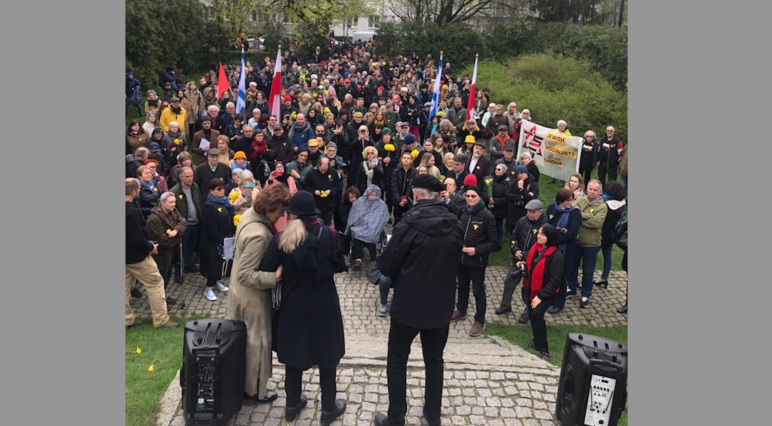 Attendees shown at an alternative Warsaw Ghetto Uprising commemoration, which has grown in recent years. (Dinah Spritzer)