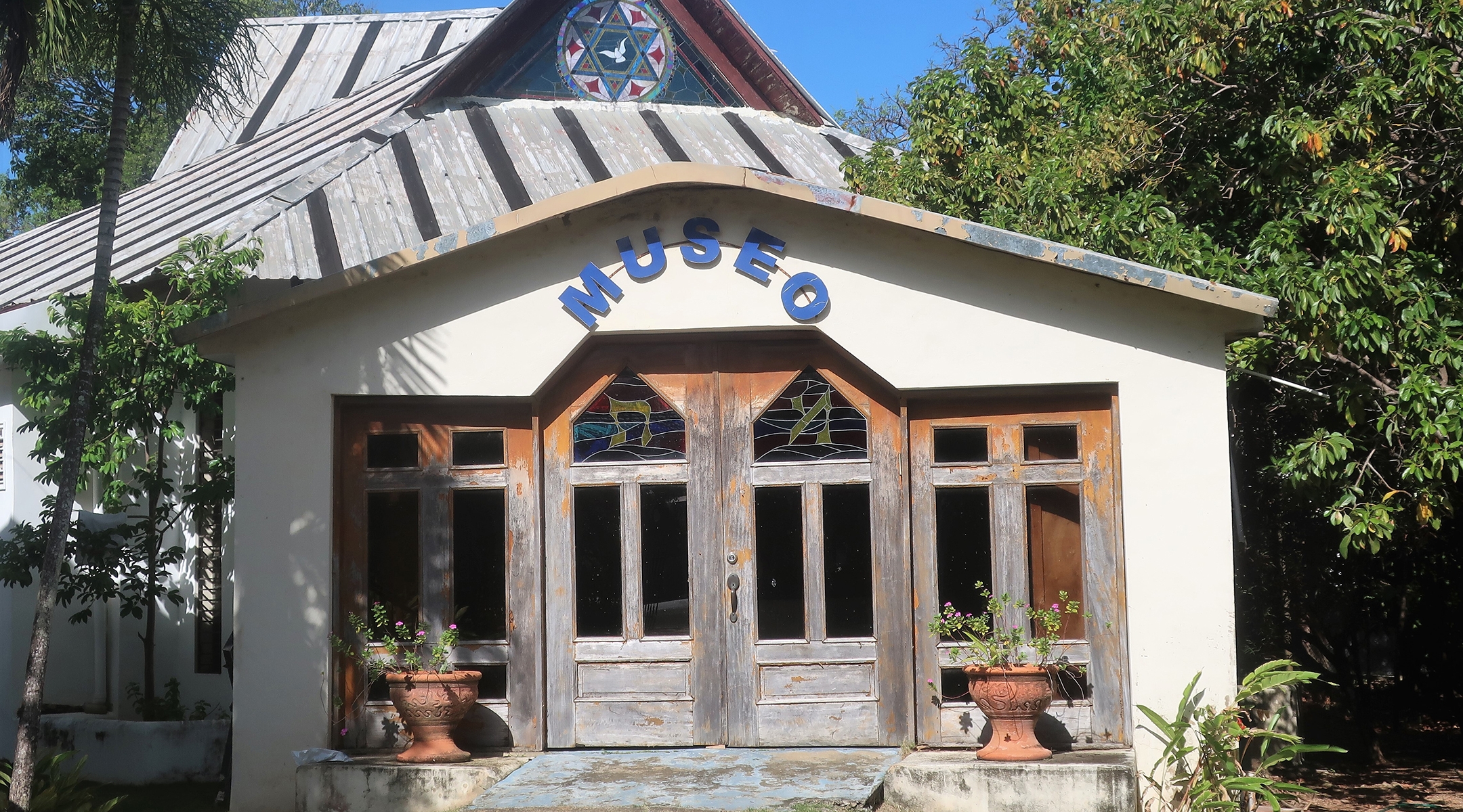 The Museo Judio de Sosua, which tells the story of the Jewish refugees who found a safe haven in the Dominican Republic during the Holocaust. The museum is closed while the community waits for funding to reopen it. (Dan Fellner)