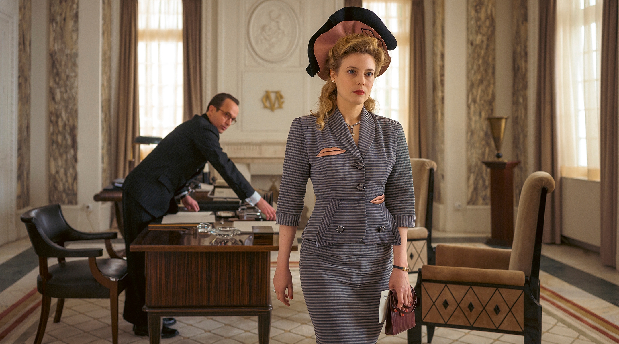 Gillian Jacobs as heiress Mary Jayne Gold. (Anika Molnar/Netflix)