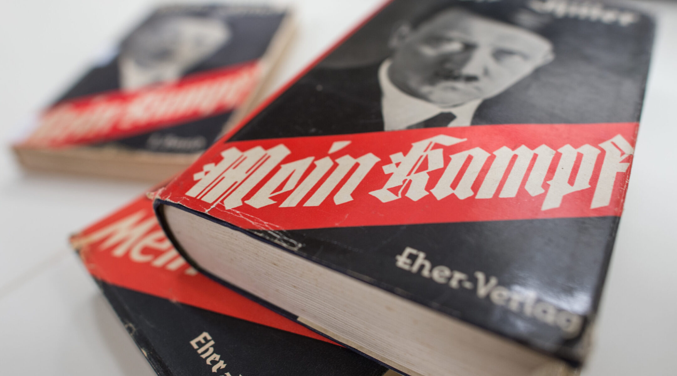 Stacks of the book "Mein Kampf"
