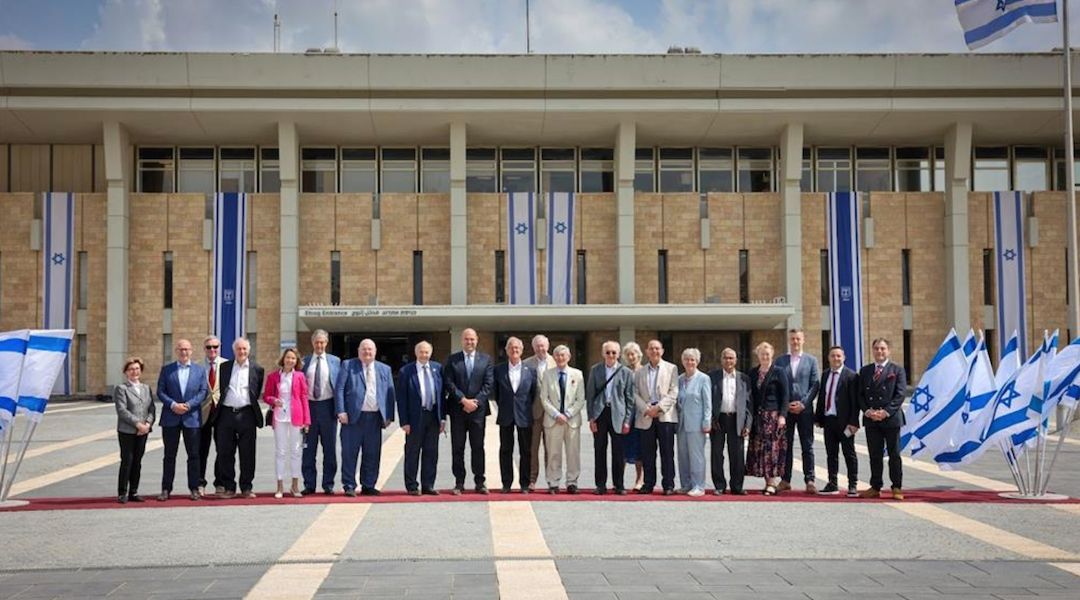 Largest-ever British House of Lords delegation visits Israel to talk trade