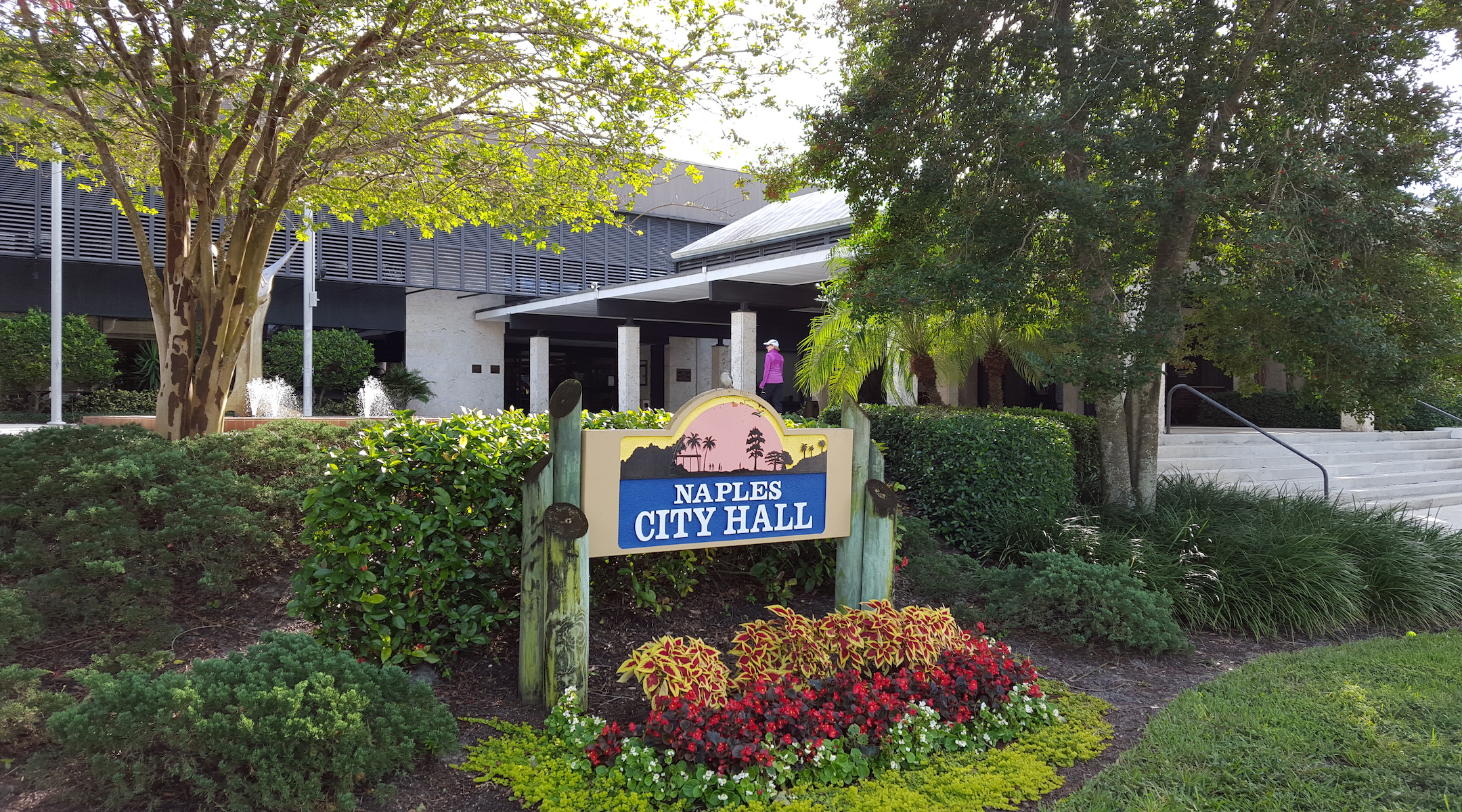 Naples, Florida, City Hall