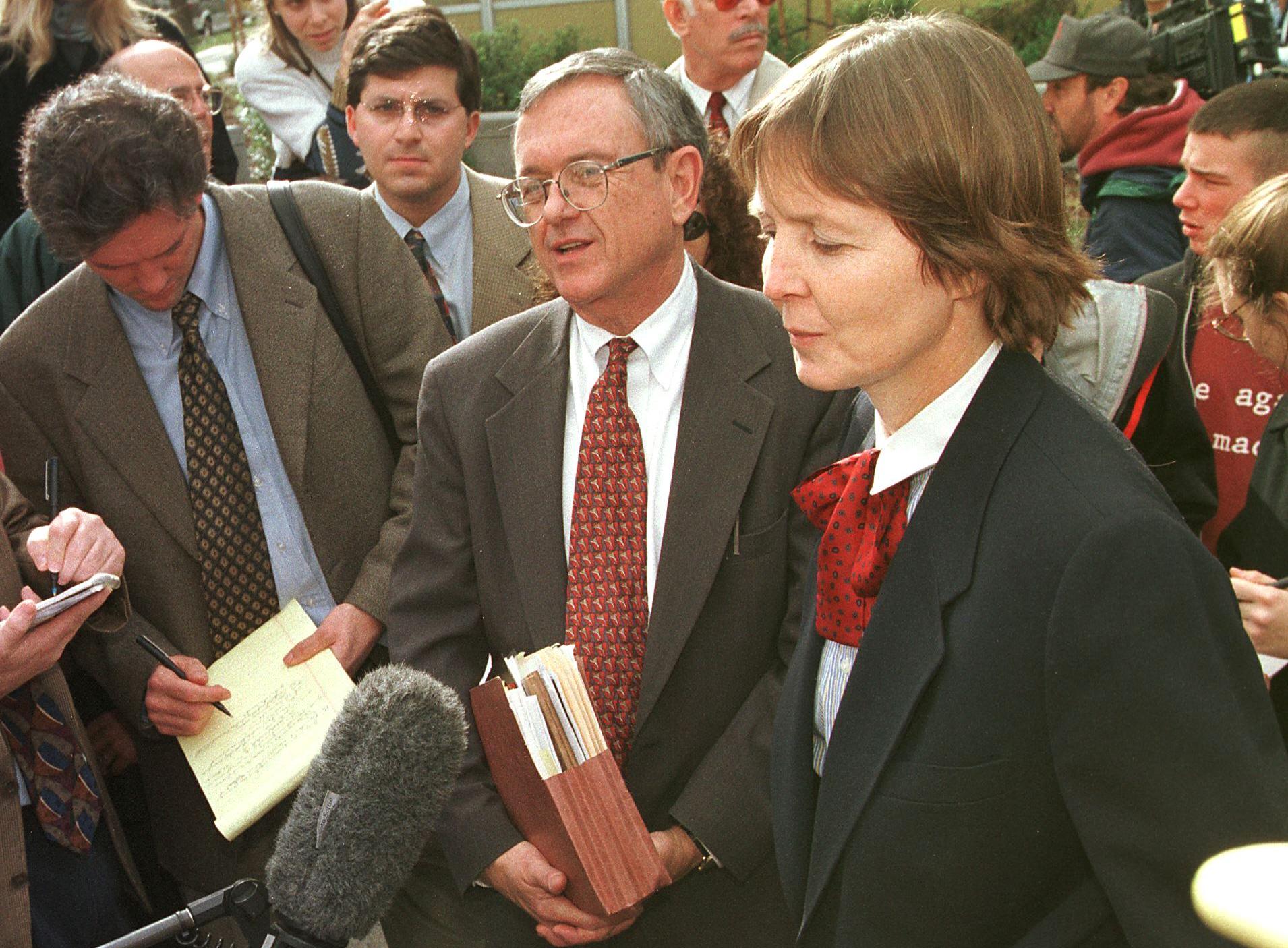 Defense attorney Judy Clarke, at right, responds to questions at a press conference after the trial of Unabomber suspect Theodore Kaczynski was delayed in Sacramento, California, Jan. 8, 1998.(Rich Pedroncelli/AFP via Getty Images)