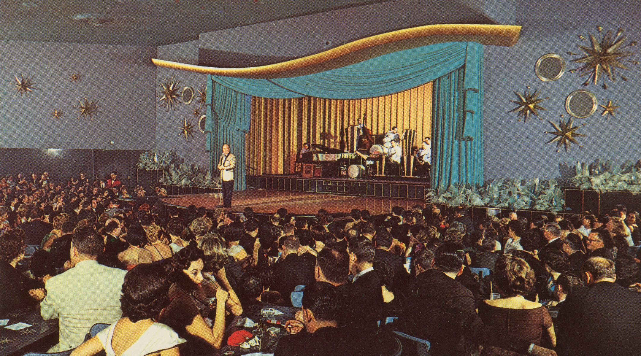 The Nevele Country Club Stardust Room in Ellenville, New York, seen while the hotel was still in operation. (Catskills Borscht Belt Museum)