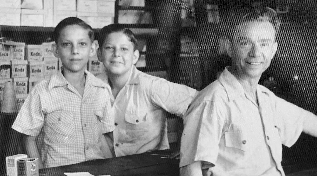 Juan Bradman, Cuban-Jewish exile whose life inspired a novel, dies at 90