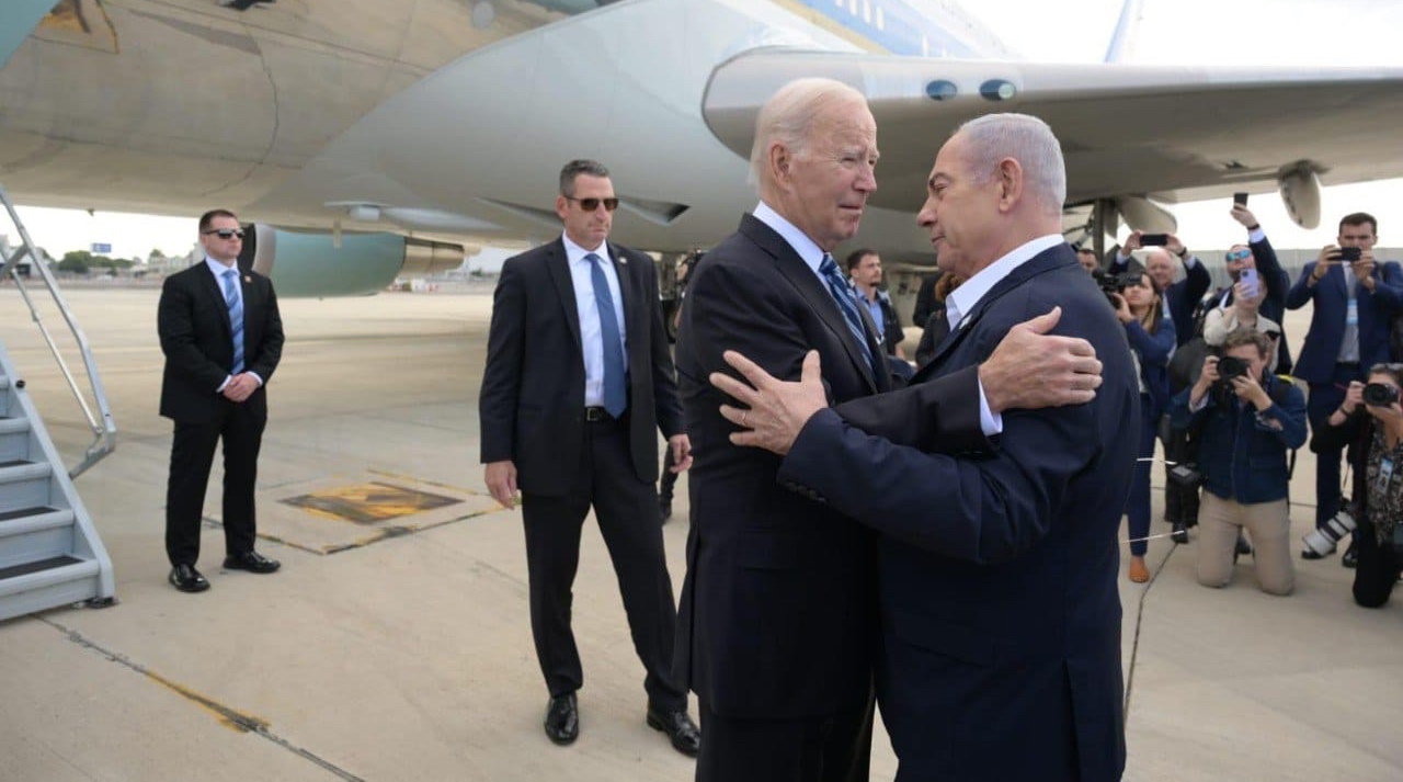 Polls show American Jews approve of Biden's handling of Israel-Hamas war while Americans as a whole do not - Jewish Telegraphic Agency
