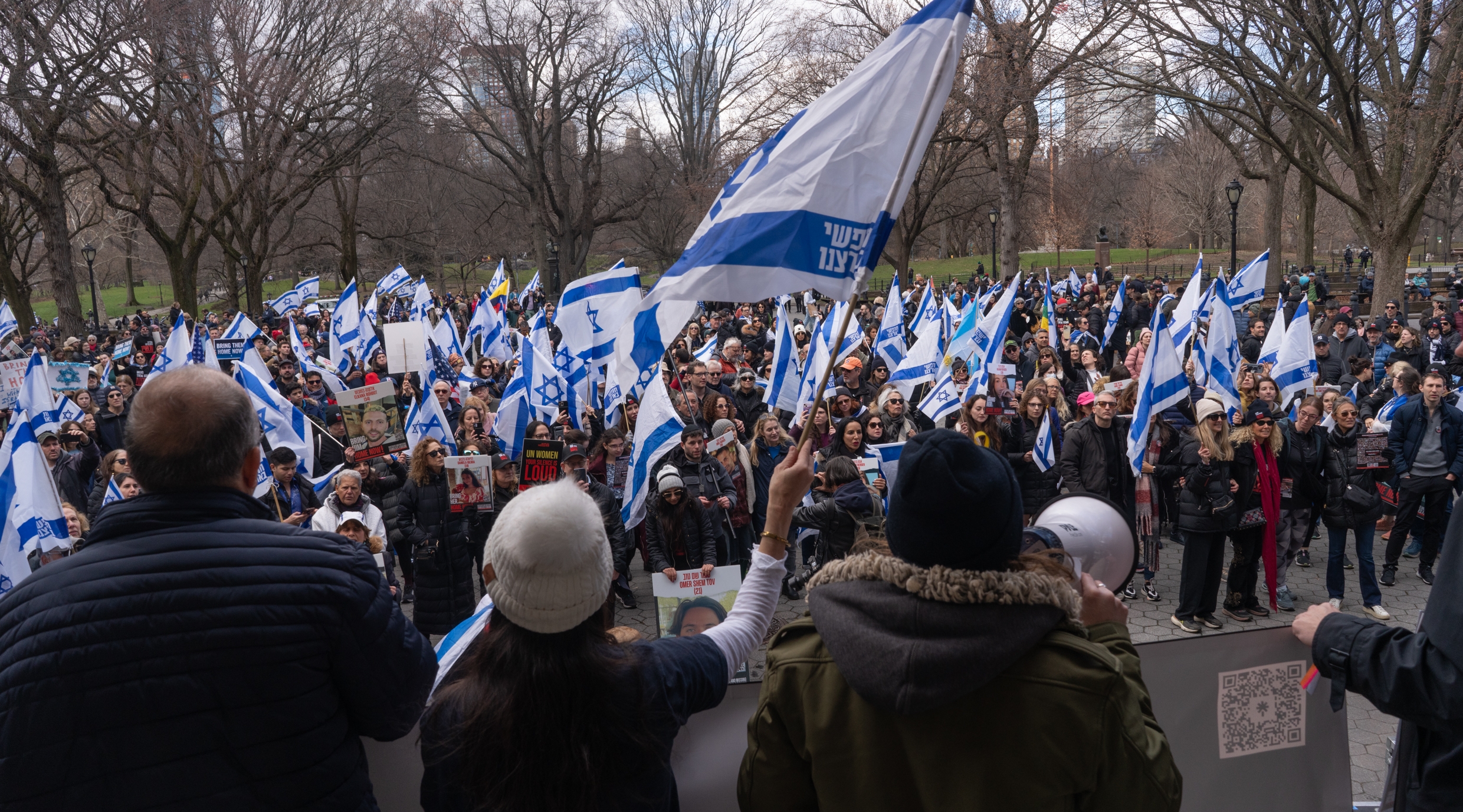 Family members of Hamas hostages lead a crowd at a rally in Central Park, March 10, 2024. (Luke Tress)