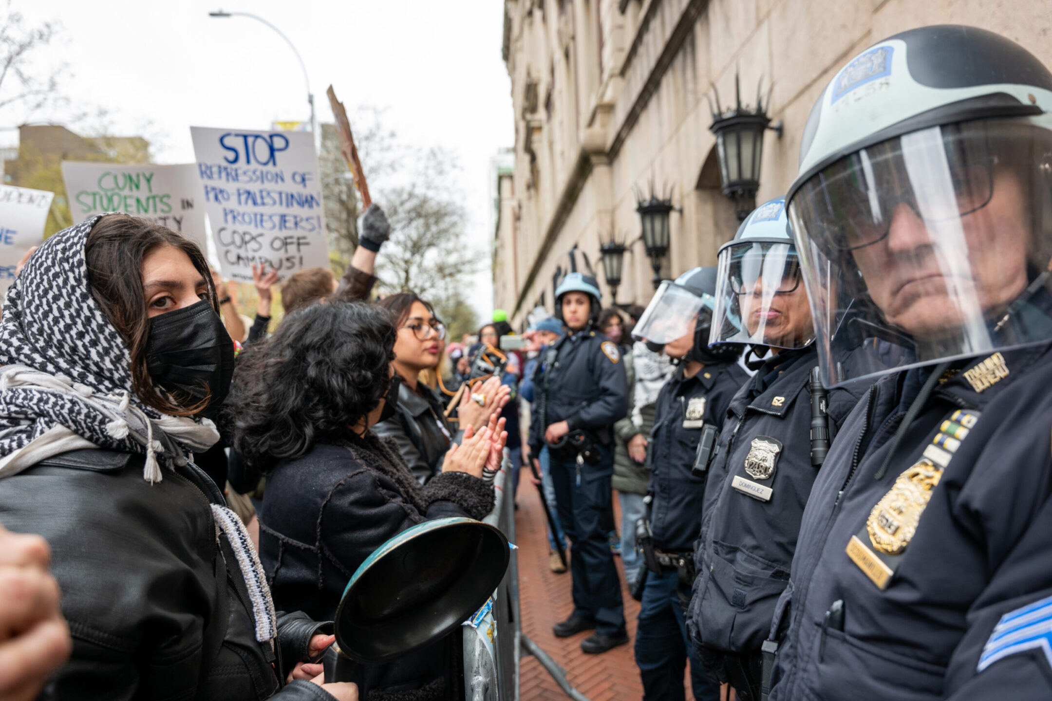 100+ arrested in day of unrest and mass protest at Columbia U over Gaza and Israel