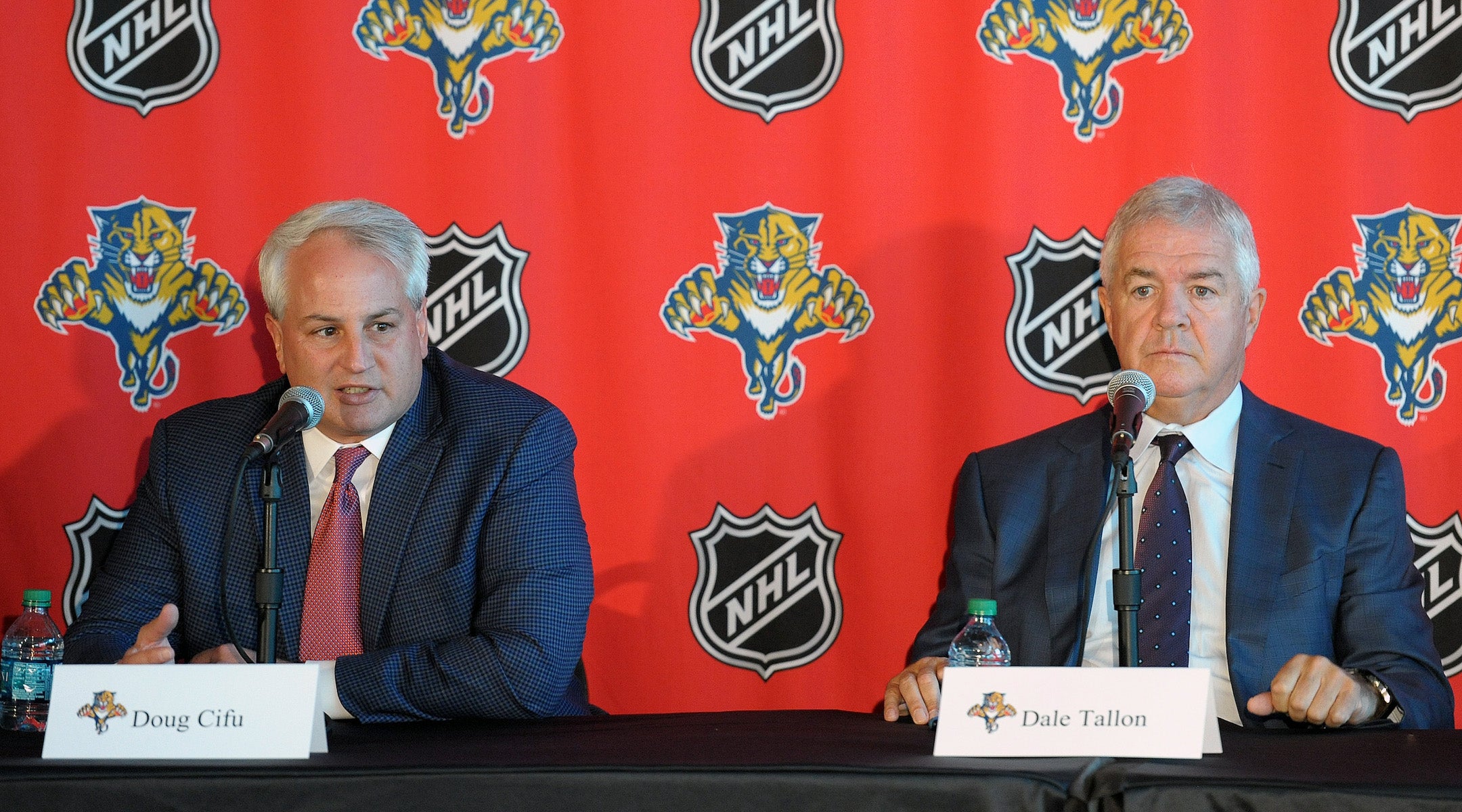 Doug Cifu (left) and Dale Tallon pictured on January 2, 2016 in Sunrise, Florida. (Jeff Sanzare/NHLI via Getty Images)
