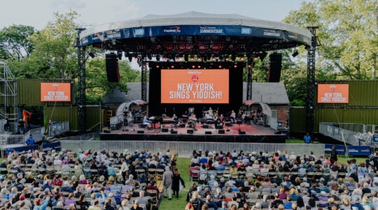 The Stage of New York Sings Yiddish 2023