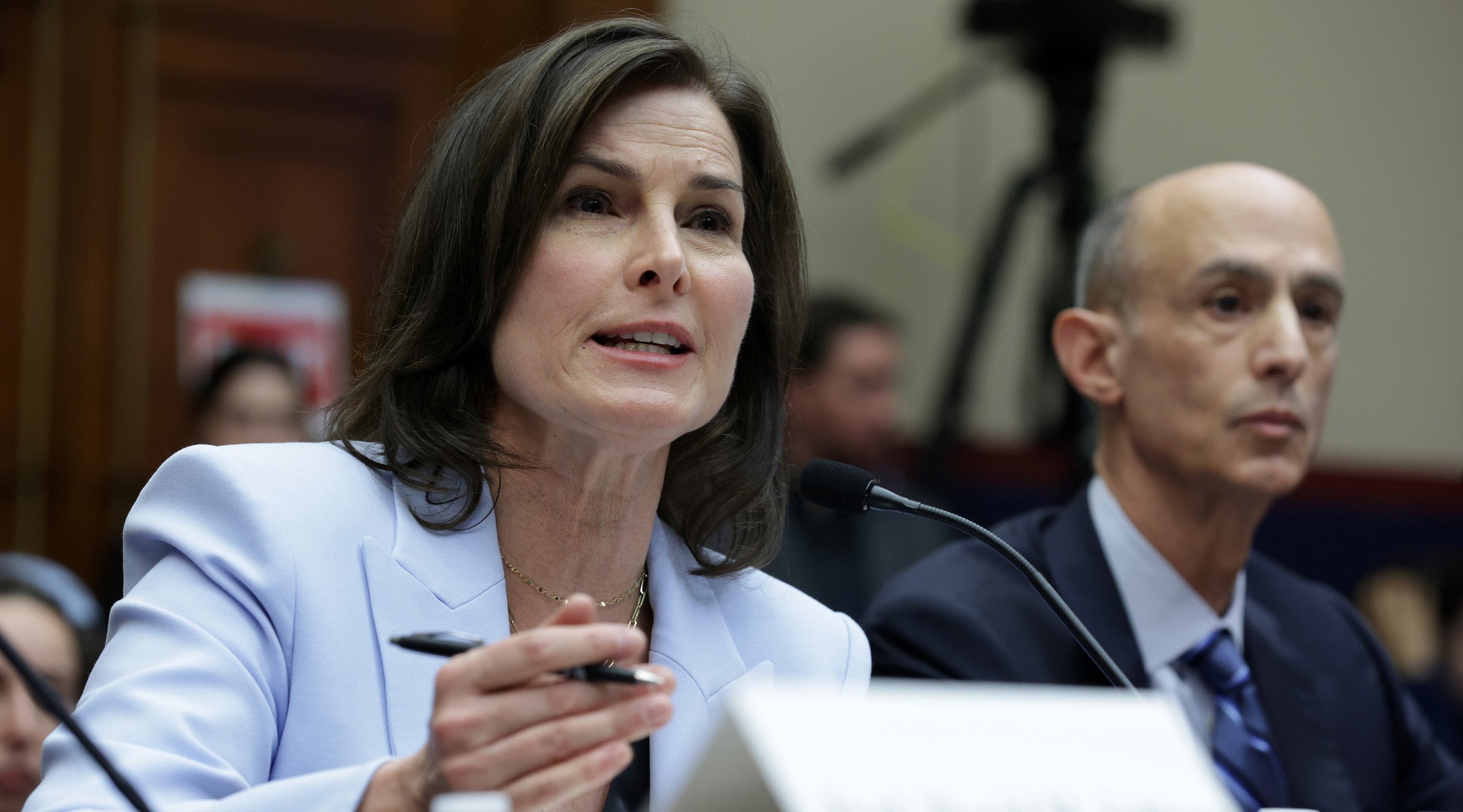 Acting Columbia president Claire Shipman apologizes for texts suggesting removal of a Jewish trustee