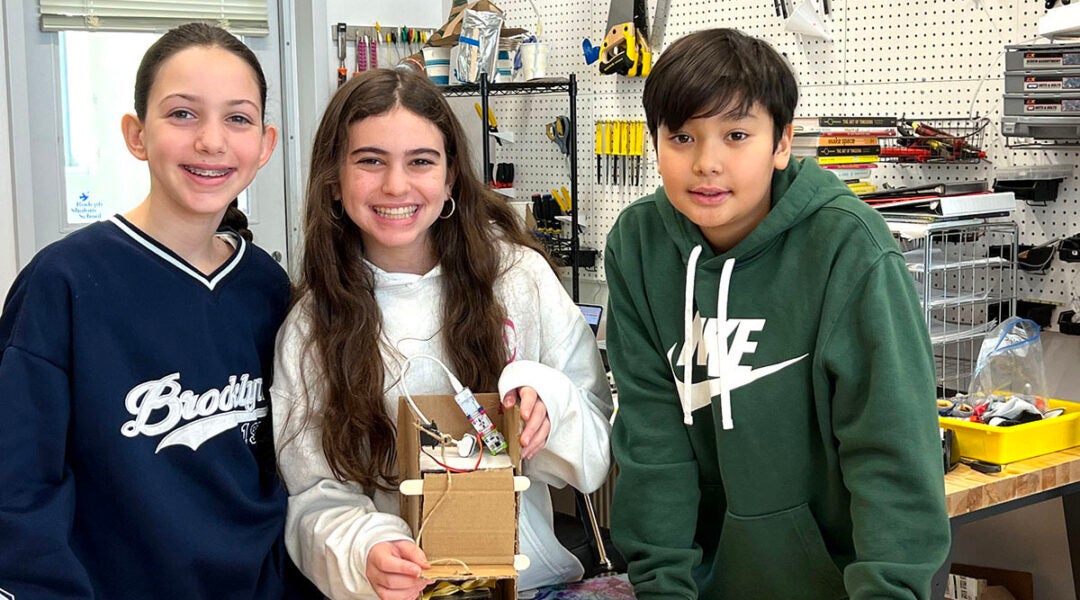Students at Jewish day school